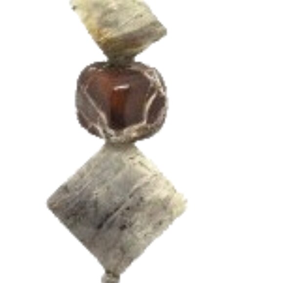 Cube Stone Earrings - Picture 3 of 4